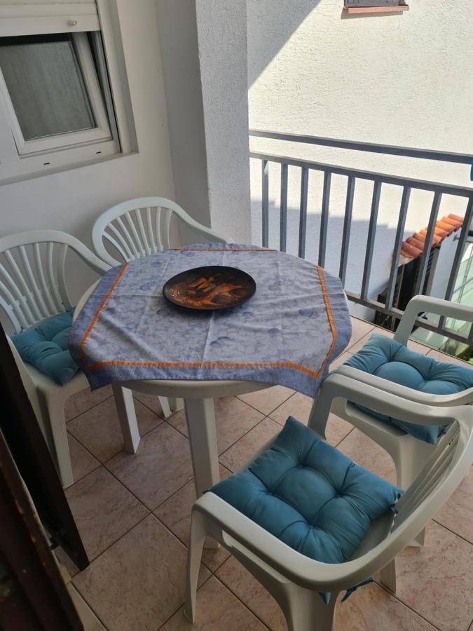 Apartment Danica Ljubač 外观 照片
